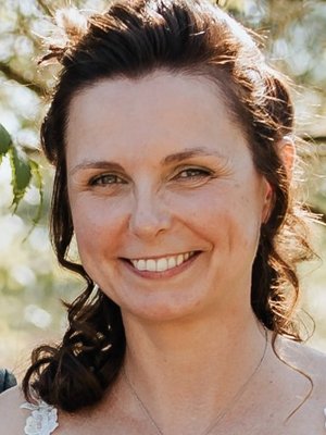 VAN MUYLDER, Rebecca