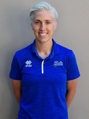 FAMA, Amanda Lynn