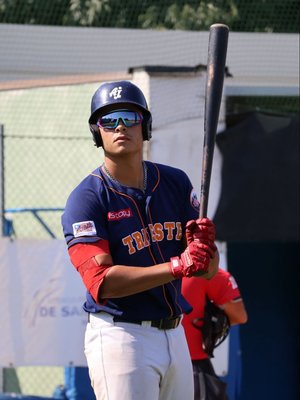 VILLALOBOS BARNEDA, Junior