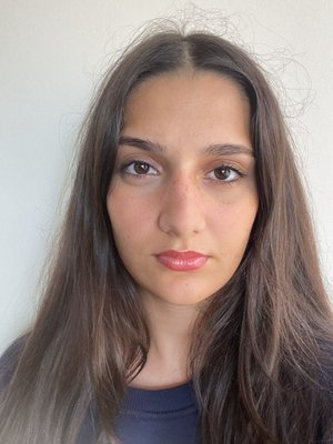 SÖNMEZ, Eli̇f